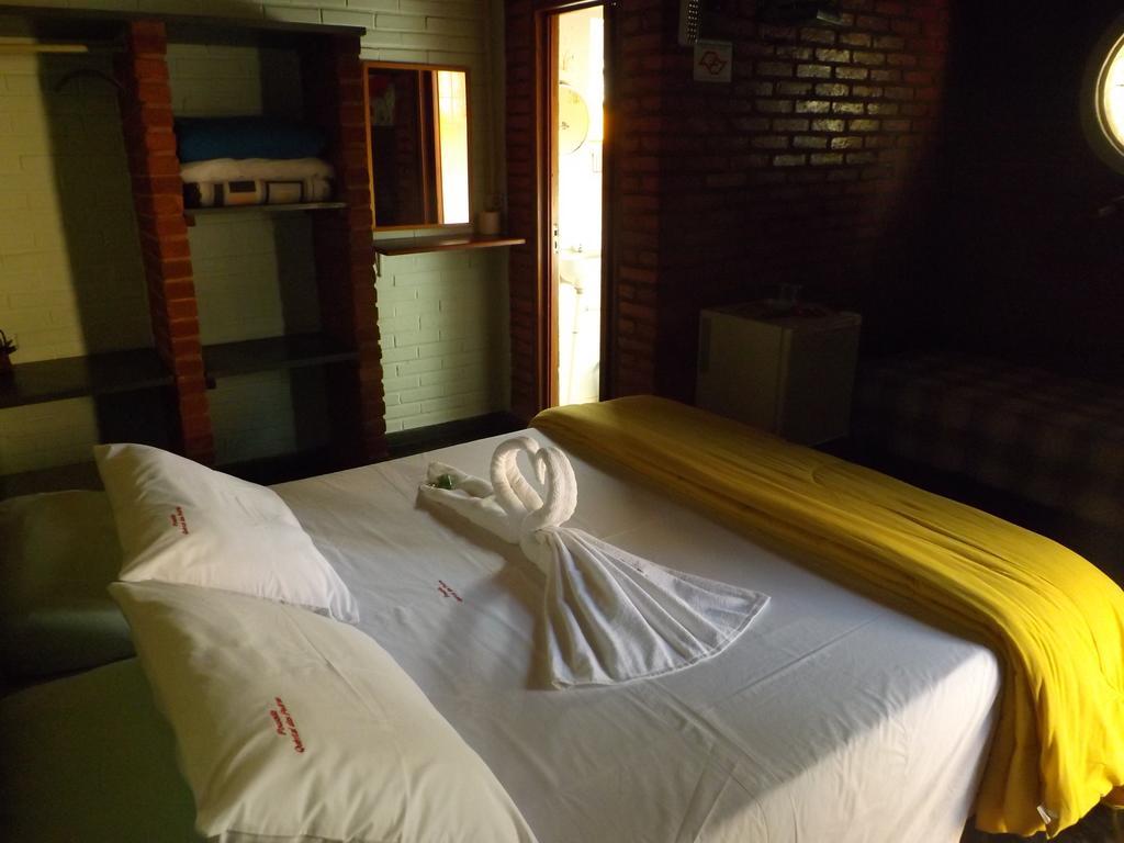 Pousada Quintal Das Pedras Penedo  Kamer foto